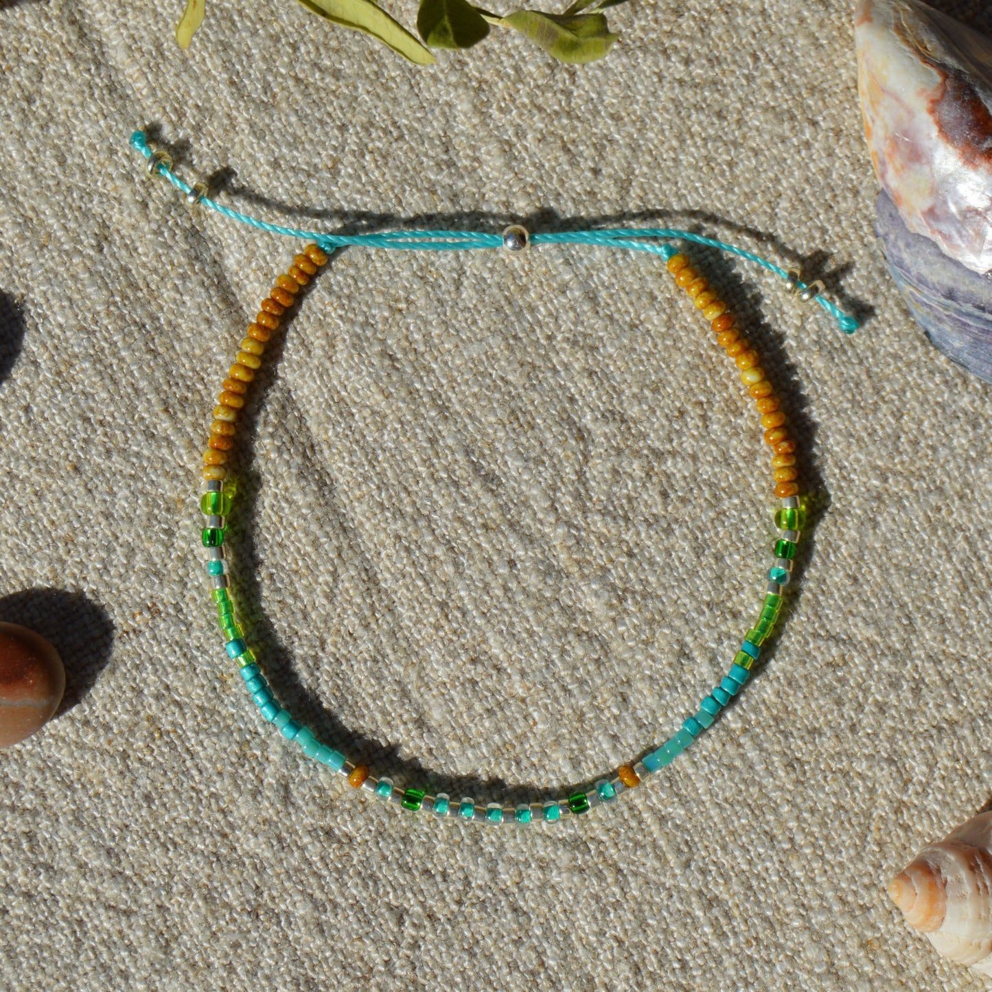 Adjustable seed beads bracelet Closer to the Sea.